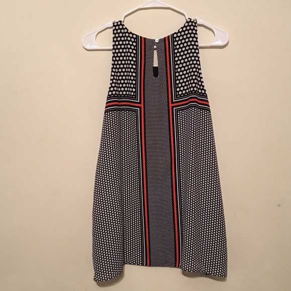 Max Studio Top - Picture 2 of 5